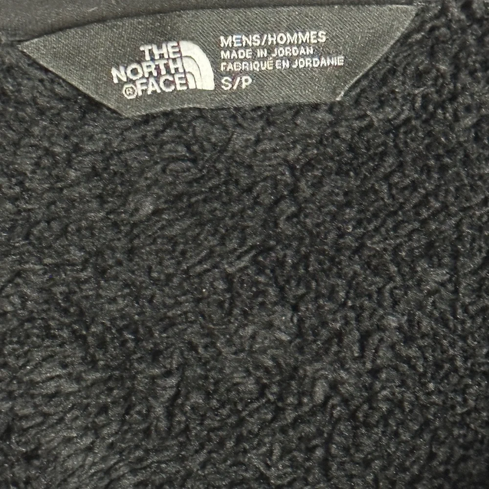 The North Face Men's Apex Chrome Thermal Jacket Asphalt Grey w/ Black Size Small